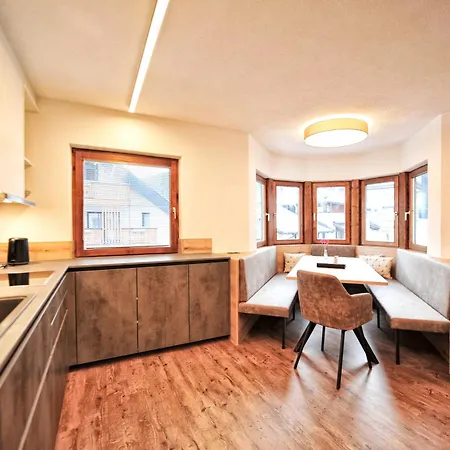 Haus Enzian Apartment Fiss Exterior photo