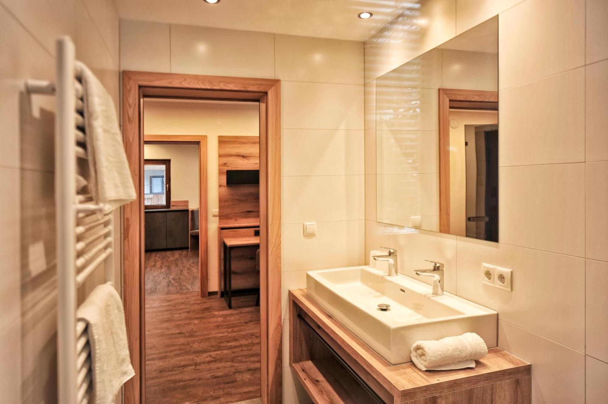 Haus Enzian Apartment Fiss