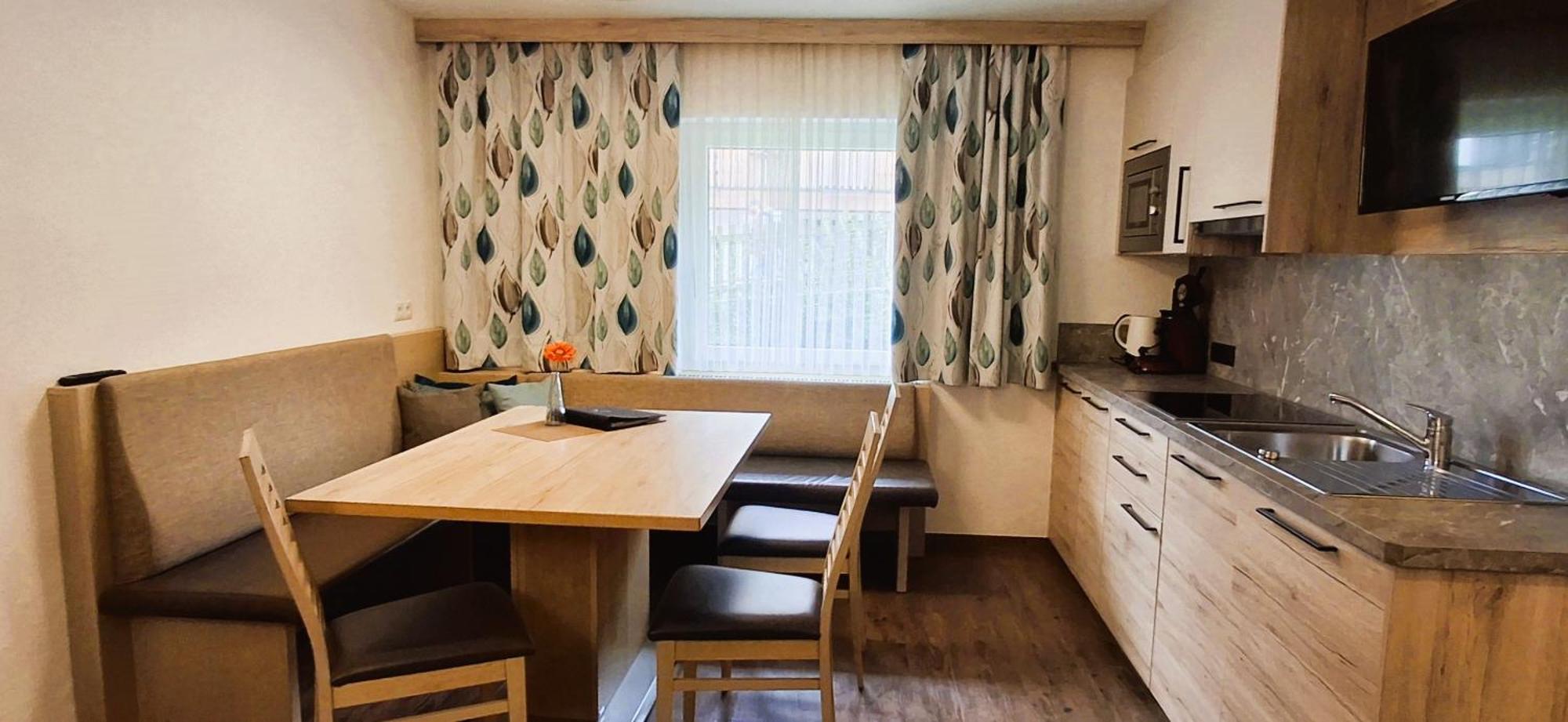 Apartment Haus Enzian *