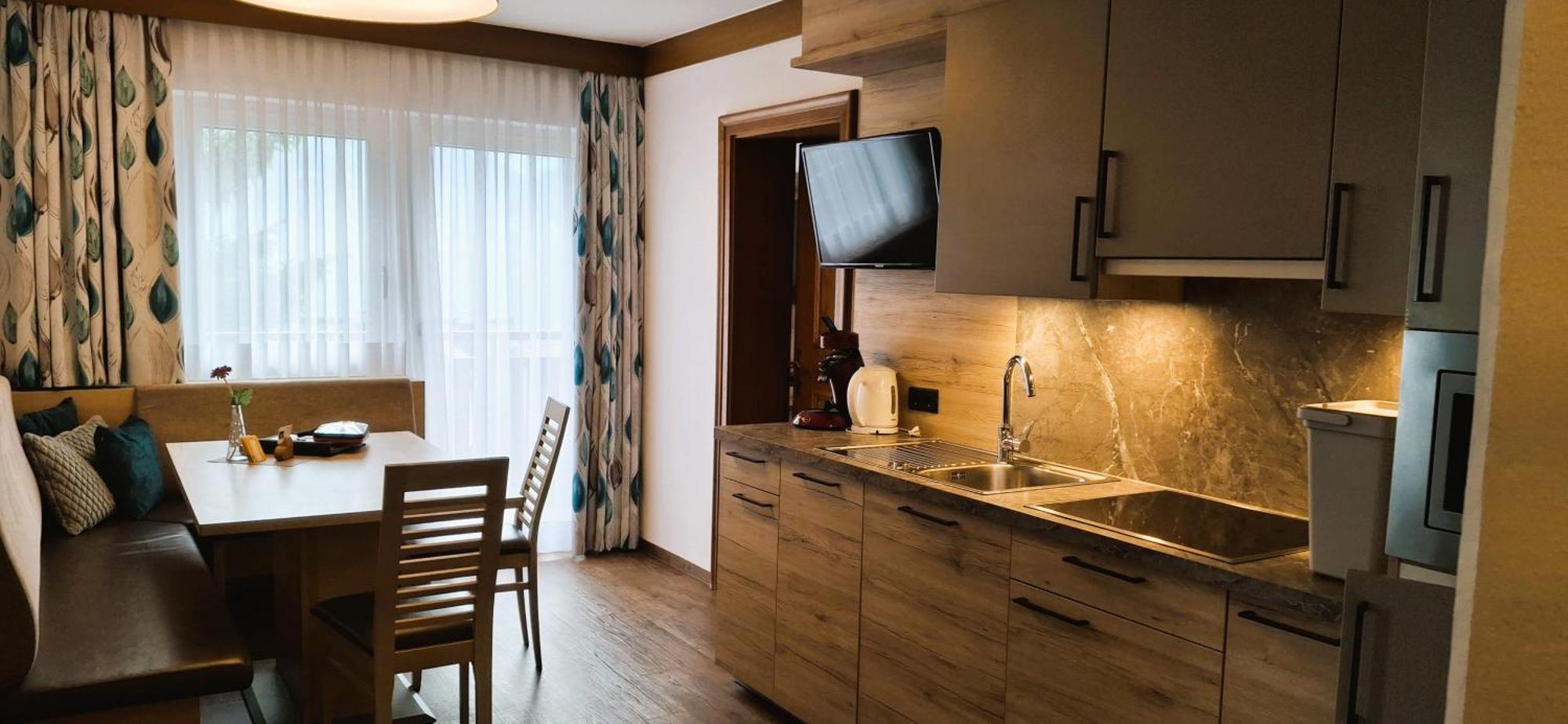 Apartment Haus Enzian Fiss